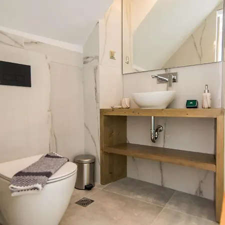 Appartement Curcumelli Luxury - πορτονι 2 *
